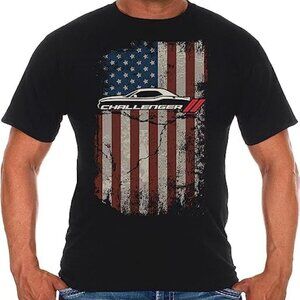 JH Design Men's Dodge Challenger T-Shirt American Flag Crew Neck Shirt